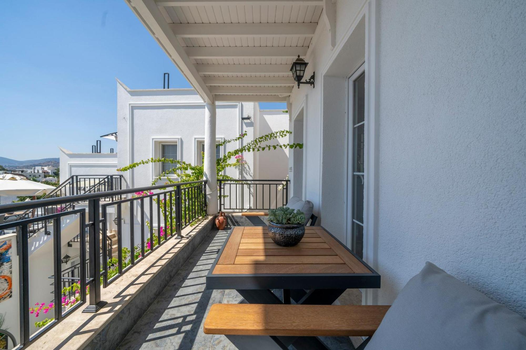 Noa Suite Hotel Only Adult Bodrum Bagian luar foto